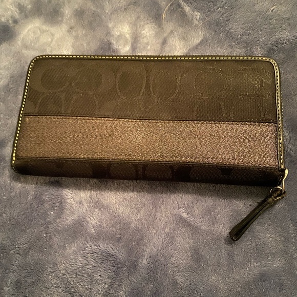 Coach wallet - Picture 2 of 4